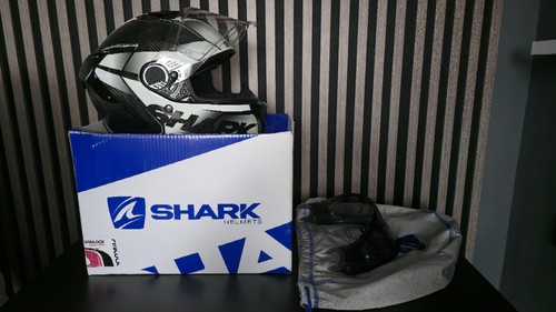 Shark sparta carbon skin - gt,